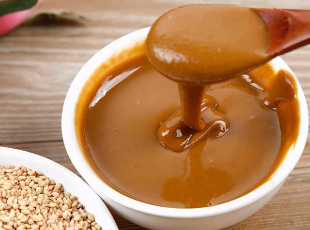 芝麻酱 补钙(芝麻酱补钙是真的吗)-硒宝网