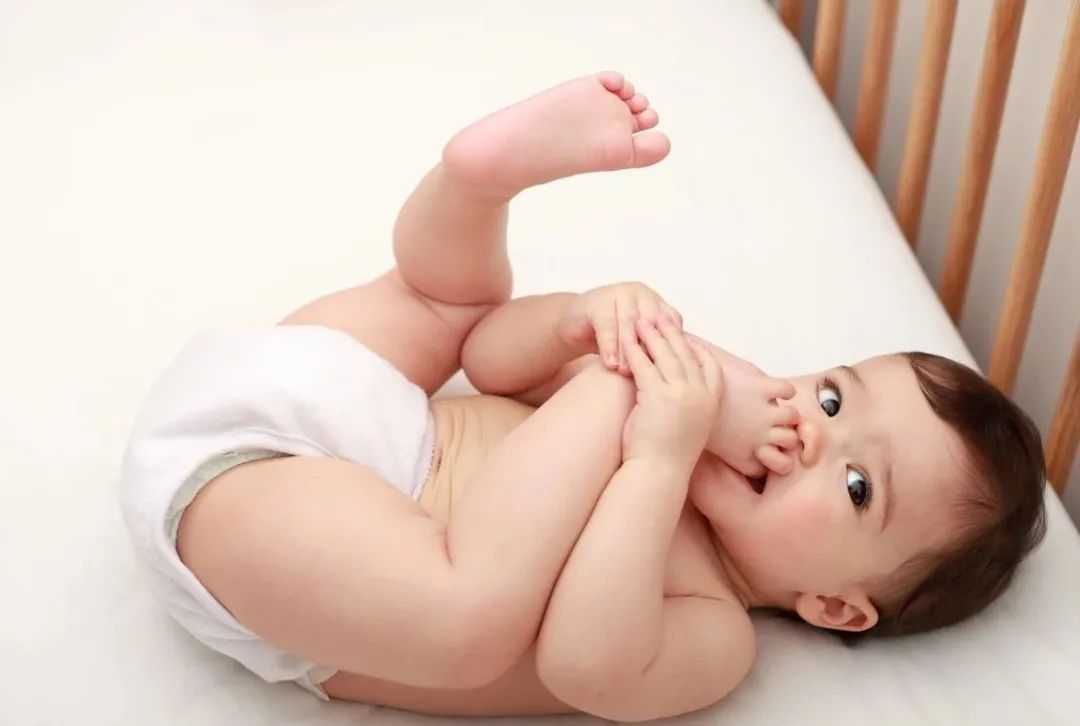 小孩咬指甲是缺什么微量元素(小孩啃指甲缺微量元素)-硒宝网