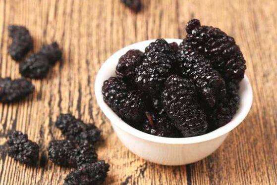 桑葚泡酒可以补硒吗(桑葚泡酒补什么)-硒宝网