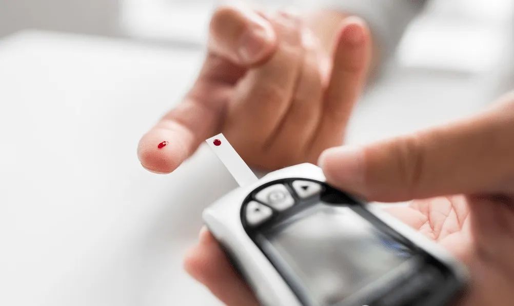 补硒能治疗哪些疾?。懿刮囊?硒宝网