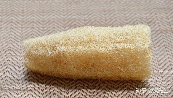 甲状腺肿大如何补硒(甲状腺补硒的药)-硒宝网