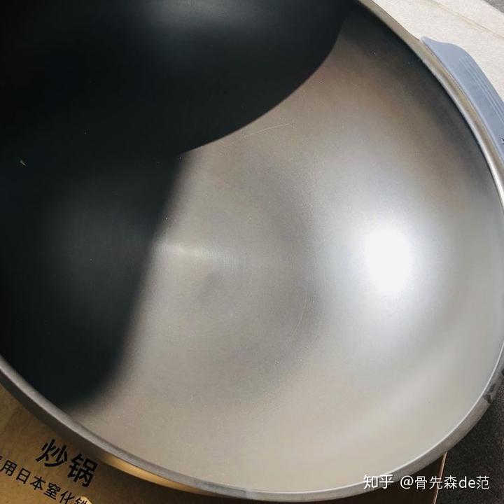 用铁锅炒菜能补铁吗(用铸铁锅炒菜好吗)-硒宝网