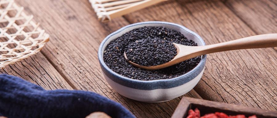 黑芝麻糊补钙吗(黑芝麻糊补身体吗)-硒宝网