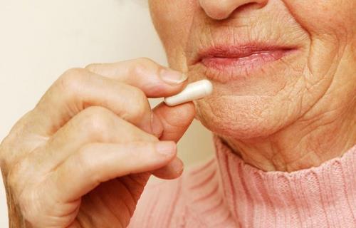 喝奶粉能补钙吗（补钙的粉可以添加在奶粉里吗）-硒宝网