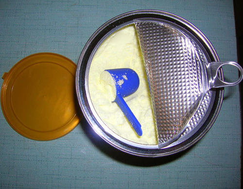 喝奶粉能补钙吗（补钙的粉可以添加在奶粉里吗）-硒宝网