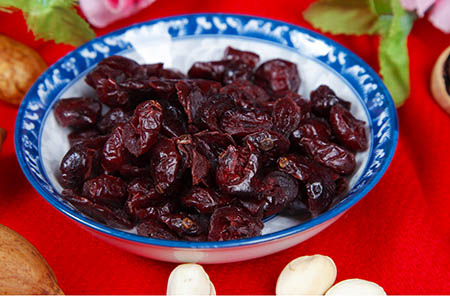 怀孕补铁吃什么(怀孕吃补铁药拉黑便正常吗)-硒宝网