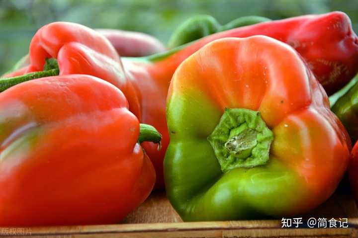 什么食物可以补硒呢（补食物硒可以长头发吗）-硒宝网