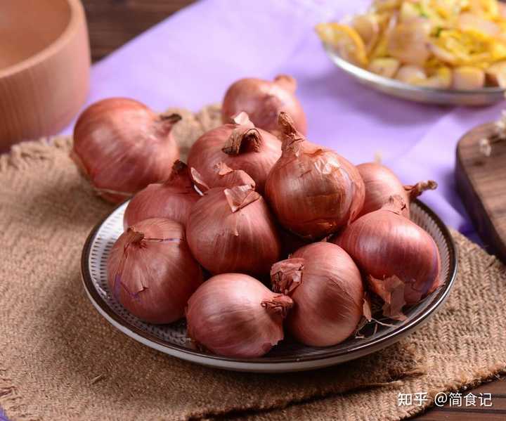 什么食物可以补硒呢（补食物硒可以长头发吗）-硒宝网