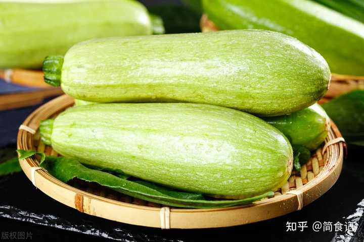 什么食物可以补硒呢（补食物硒可以长头发吗）-硒宝网