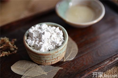 补硒排卵出血正常吗(排卵期出血需要补雌激素吗)-硒宝网