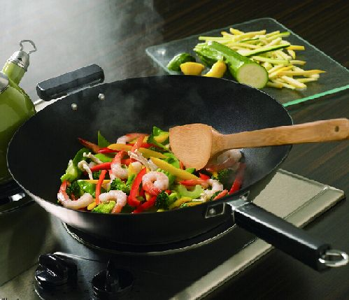 铁锅炒菜可以补铁吗(铁锅炒菜补铁有科学依据吗)-硒宝网