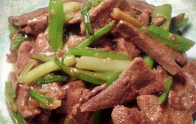 孕妇吃什么补铁补血(补血孕妇吃补铁的食物)-硒宝网