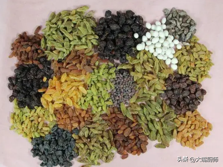 葡萄干补铁吗(葡萄干补铁补血吗)-硒宝网