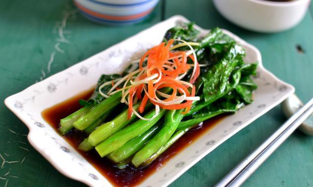 补铁的青菜(青菜补铁效果最好的是哪种蔬菜)-硒宝网