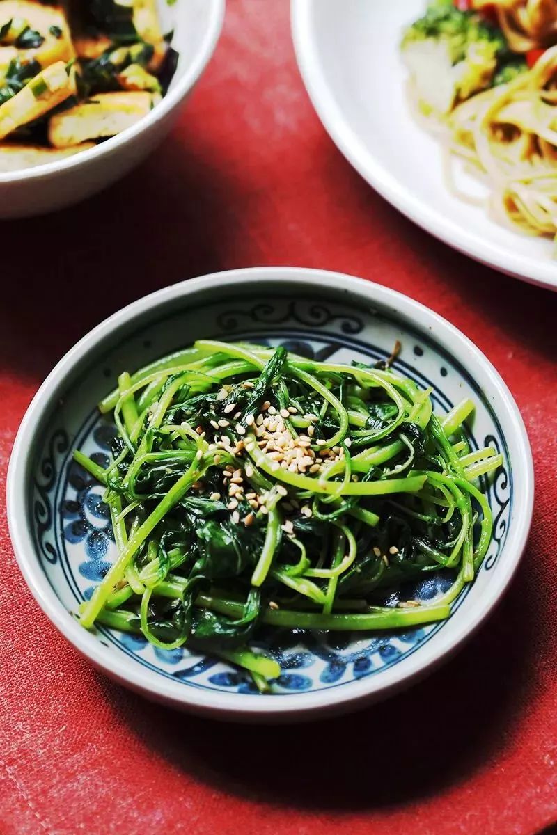 补硒洋葱炒什么好吃(洋葱炒吃的功效)-硒宝网