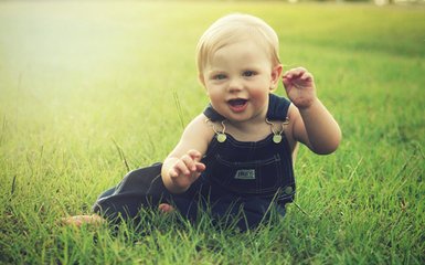晒太阳补钙嘛(晒太阳补钙需要直晒太阳吗)-硒宝网