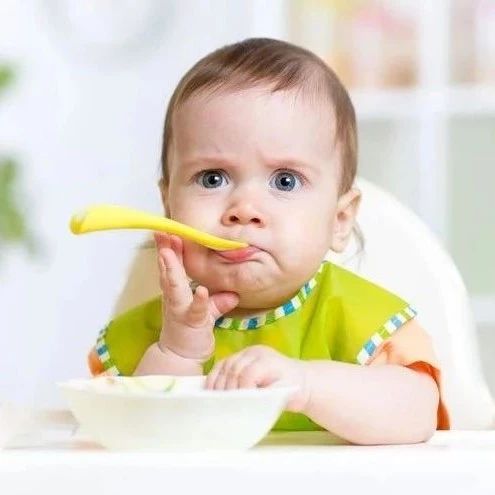 4个月宝宝补钙吃什么（婴儿吃补钙的会有什么副作用）-硒宝网