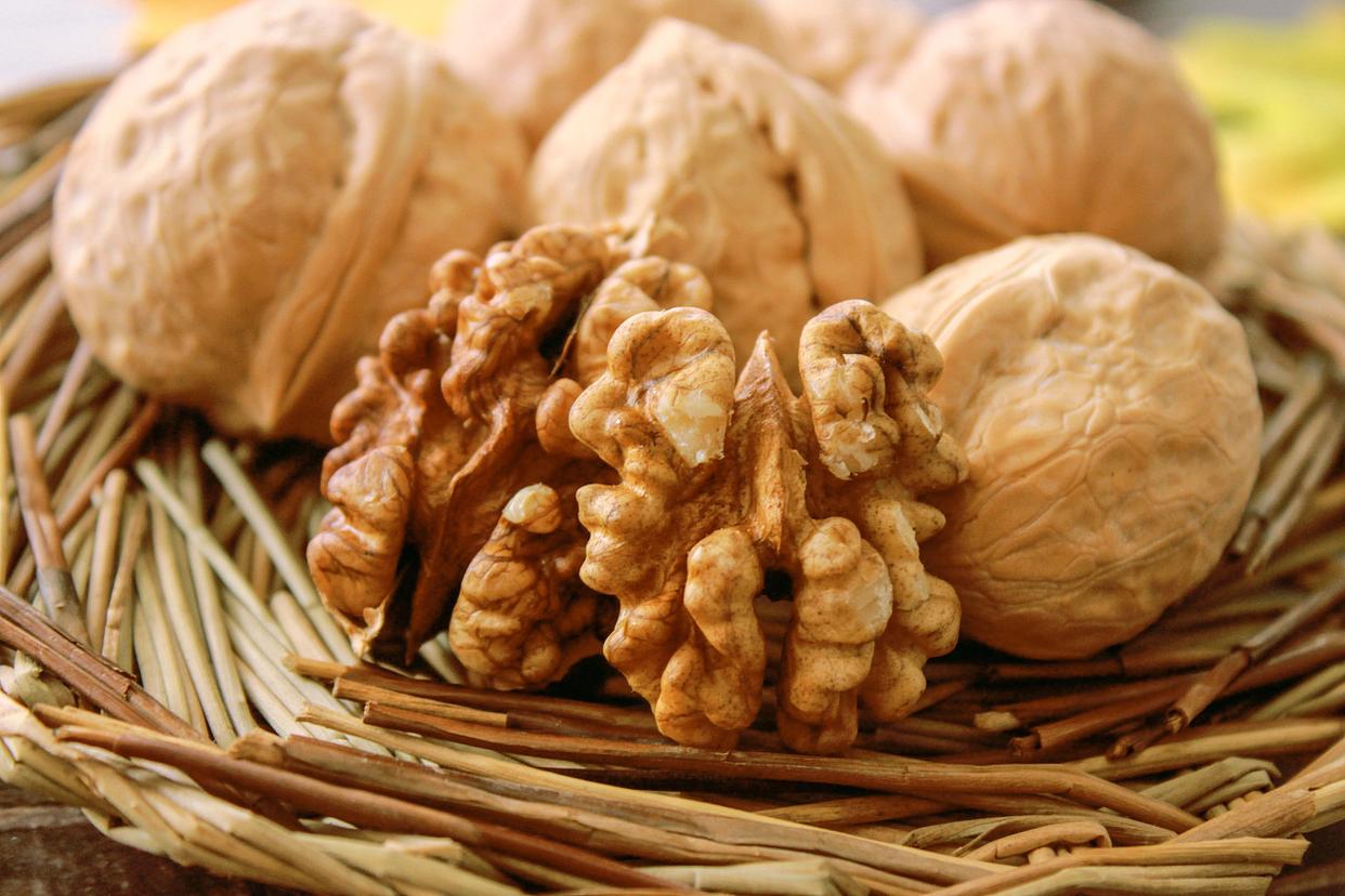 补硒可以治疗白发吗(硒白发)-硒宝网