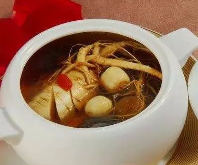 甲亢每天补多少硒的(甲亢患者补硒一天吃多少)-硒宝网