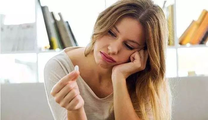 甲亢每天补多少硒的(甲亢患者补硒一天吃多少)-硒宝网