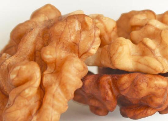 核桃含有什么微量元素(核桃微量含有元素多少)-硒宝网