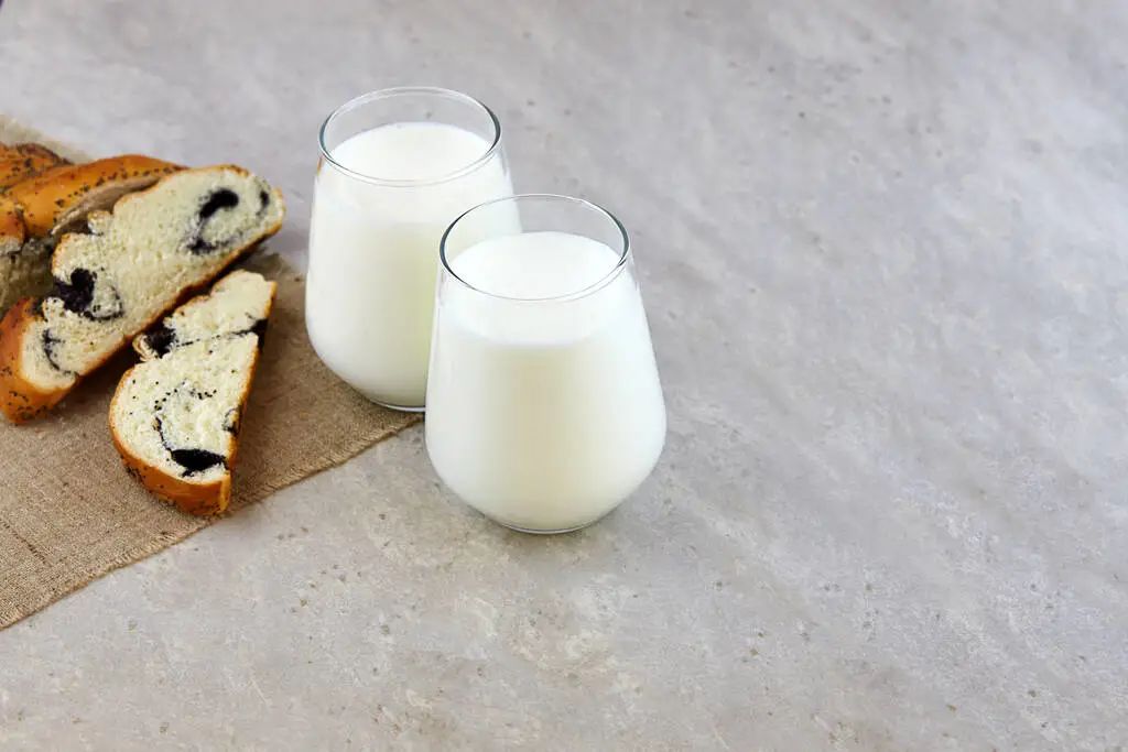 孕期吃什么补钙（孕期补钙吃葡萄糖酸钙锌可以吗）-硒宝网