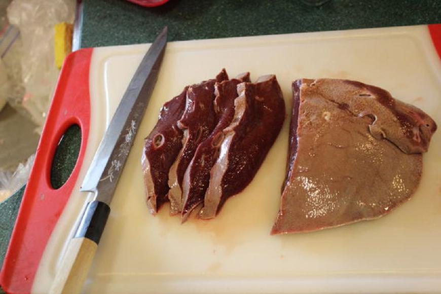 猪肝补铁吗（猪肝补铁锅怎么补洞）-硒宝网