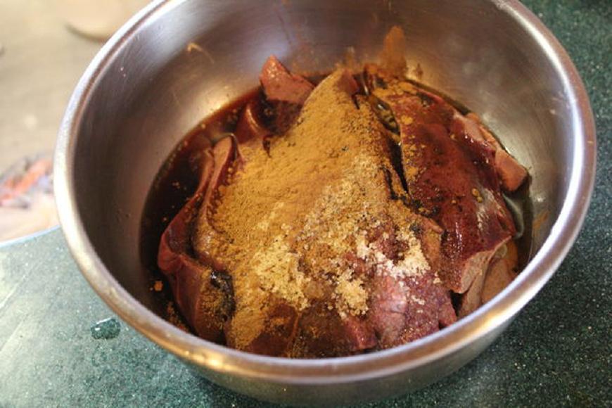 猪肝补铁吗（猪肝补铁锅怎么补洞）-硒宝网