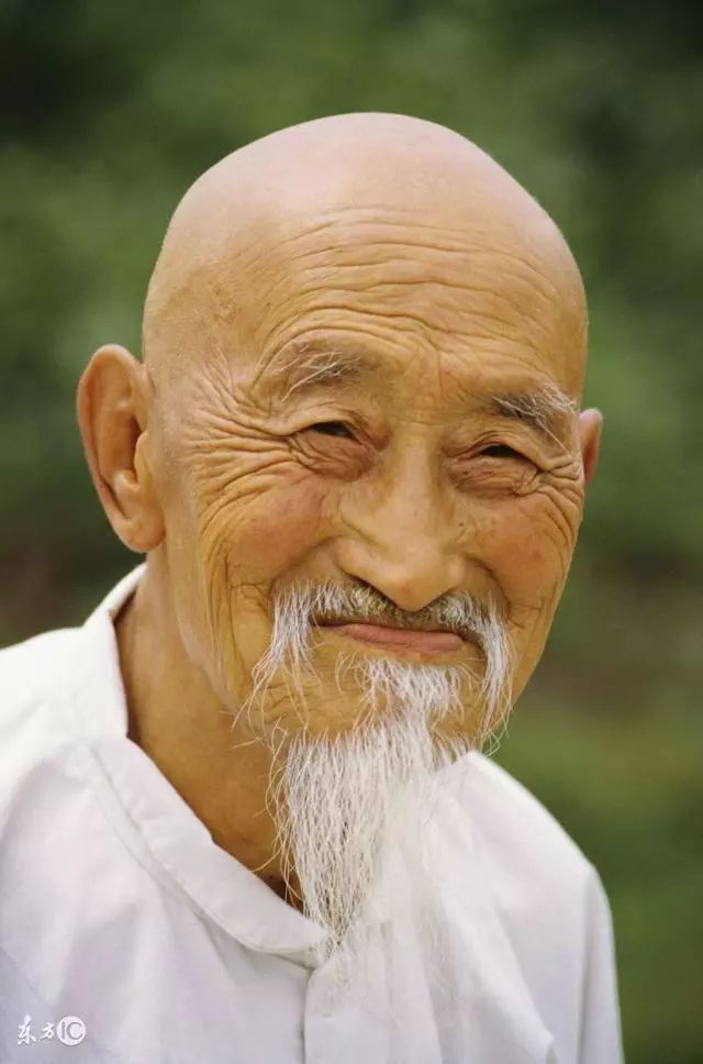 补硒可以喝桂花茶吗（硒片喝茶水可以一起服用吗）-硒宝网