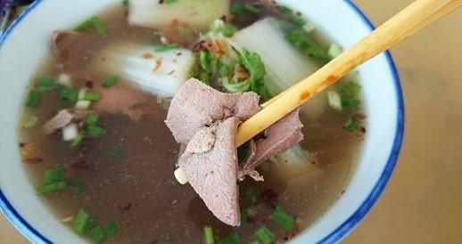 菠菜补铁（菠菜补铁还是补钙）-硒宝网