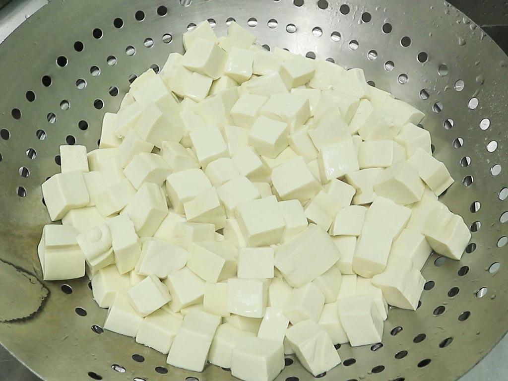 老年人补钙吃什么食物(食物补钙老年吃人参好吗)-硒宝网