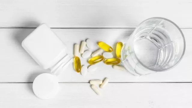 钙片补钙（补钙钙片怎么吃才合理）-硒宝网