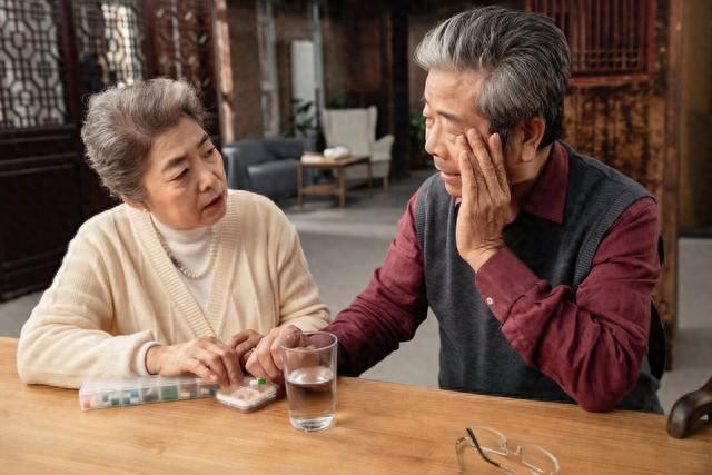 人到老年补硒有效吗（老人补硒的好处）-硒宝网