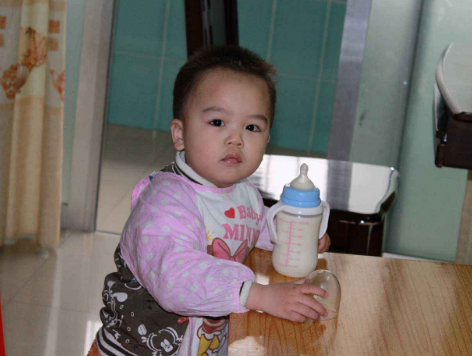 一岁半宝宝补钙(补钙宝宝吃什么)-硒宝网