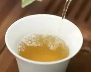 补硒可以用开水冲泡(开水冲泡补硒用可以加糖吗)-硒宝网