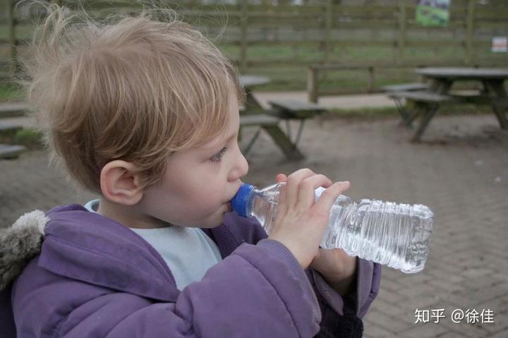 为什么补硒会眼睛疼（眼睛疼补硒会加重吗）-硒宝网