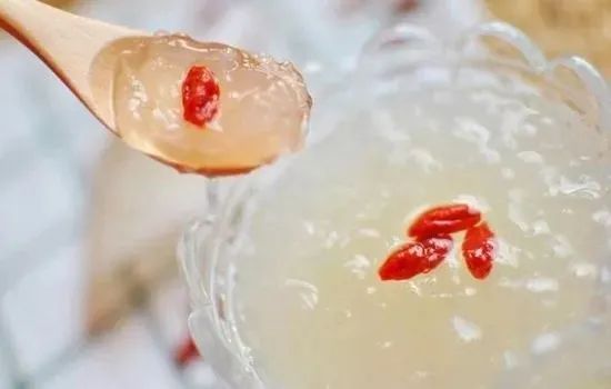 孕妇补钙铁锌吃什么牌子（孕妇补铁锌钙吃什么药）-硒宝网