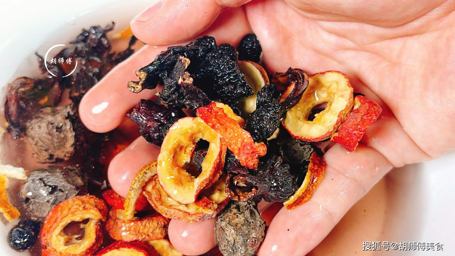 吃桑椹干可以补硒吗（吃桑葚干可以防脱发吗）-硒宝网