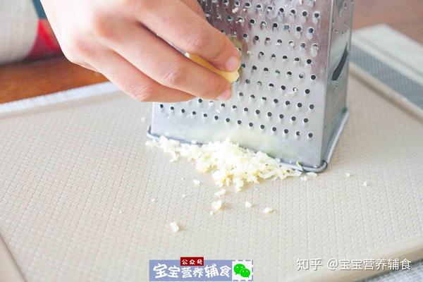 香蕉补钙吗(香蕉补钙还是补钾)-硒宝网