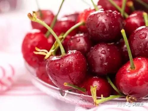 痛风能补钙吗(补钙对痛风有好处吗)-硒宝网