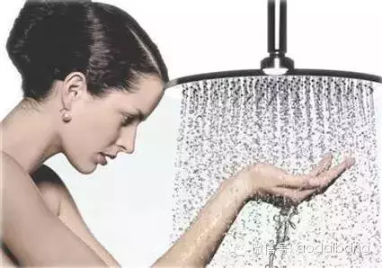 月经期可以吃补铁药吗（补铁的药来月经的时候能不能吃）-硒宝网