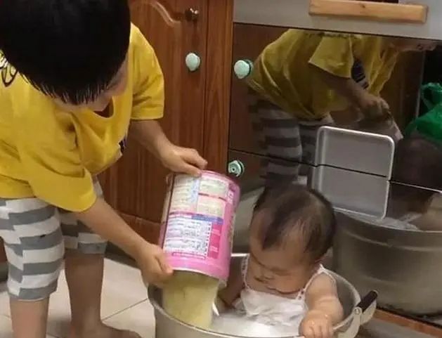 婴儿几个月补铁(婴儿补铁会有什么不良反应)-硒宝网