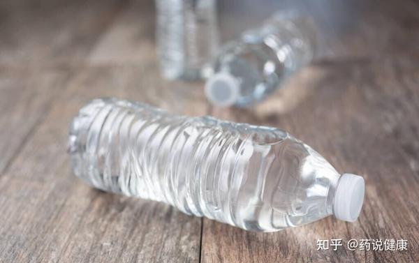 低钠血症补钠（低钠血症补钠过快可引起什么病）-硒宝网