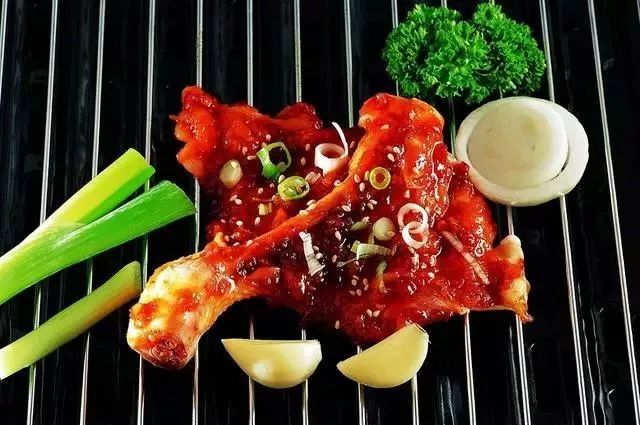 甲亢需要注意补硒吗(甲亢病人需要补硒吗)-硒宝网