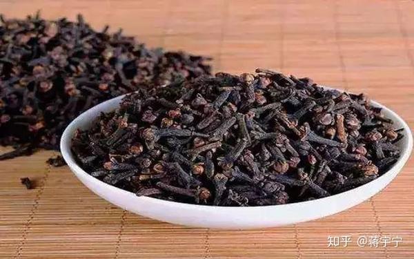 钙锌硒胶囊补精子吗（钙锌硒胶囊的副作用）-硒宝网