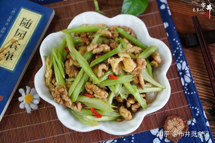 锌元素含量高的食物（锌含量食物元素高怎么办）-硒宝网