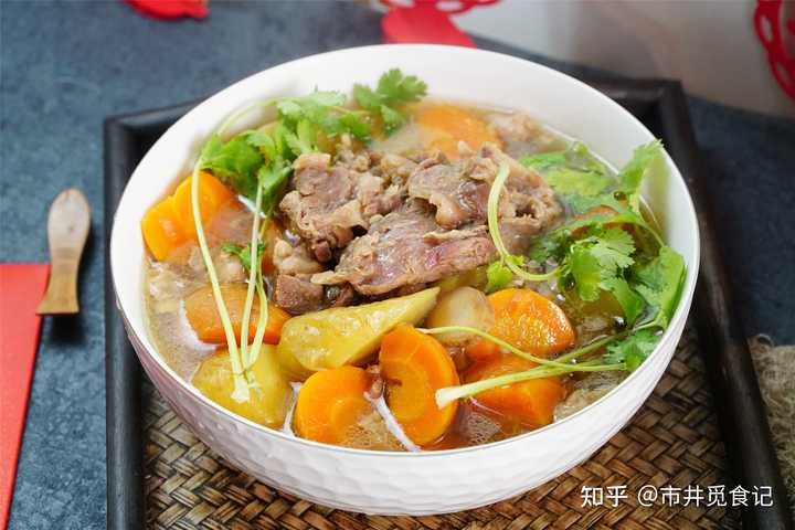 锌元素含量高的食物（锌含量食物元素高怎么办）-硒宝网