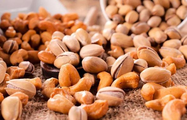 脱发与补硒有关系吗(补硒掉头发还会生长出来吗)-硒宝网