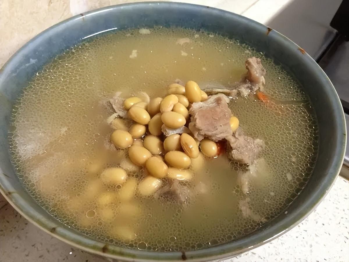 吃黄豆补钙吗(黄豆补钙效果好吗)-硒宝网