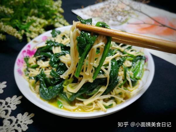 吃菠菜能补铁吗（菠菜可以补铁）-硒宝网